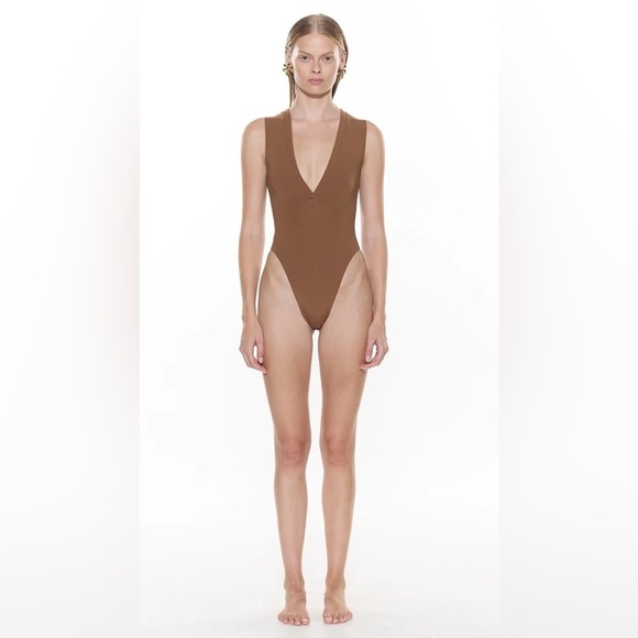 MyraSwim Luca Plunge V Neck One Piece Swimsuit in Cedar Size Large - Picture 1 of 7